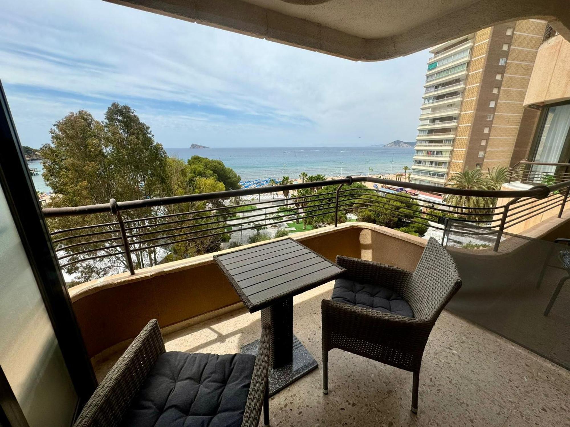 Apartamentos Coastal Haven เบนิดอร์ม ภายนอก รูปภาพ